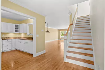 169 Ferry Landing Circle, Portsmouth, RI 02871 - Photo 3