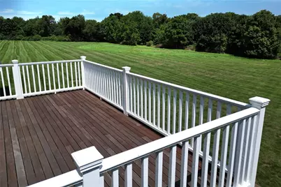 169 Ferry Landing Circle, Portsmouth, RI 02871 - Photo 9