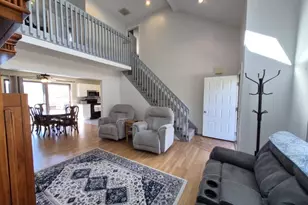 2484 Hartford Ave, Johnston, RI 02919 - Photo 7
