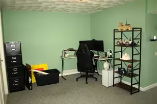 2484 Hartford Ave, Johnston, RI 02919 - Photo 35
