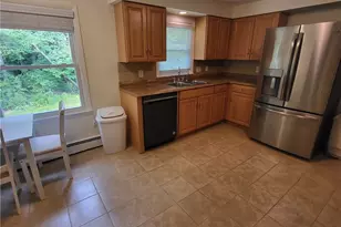 72 Blueberry Dr, East Greenwich, RI 02818 - Photo 7
