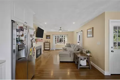 10 Willington Road, Pawtucket, RI 02861 - Photo 5