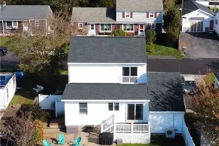 17 Gunning Ct, Middletown, RI 02842 - Photo 15