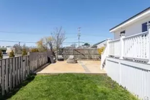 17 Gunning Ct, Middletown, RI 02842 - Photo 19