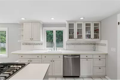 465 Red Chimney Drive, Warwick, RI 02886 - Photo 17