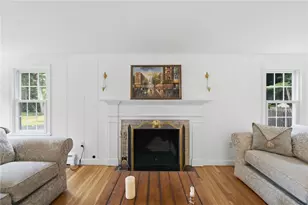 465 Red Chimney Dr, Warwick, RI 02886 - Photo 9