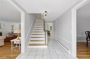 465 Red Chimney Dr, Warwick, RI 02886 - Photo 7