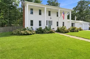 465 Red Chimney Dr, Warwick, RI 02886 - Photo 5