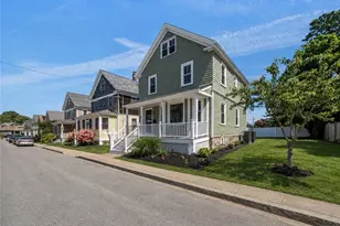 21 Russell Ave, Newport, RI 02840 - Photo 3