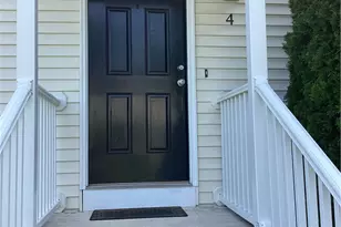 4 Legris Commons Ln, West Warwick, RI 02893 - Photo 3