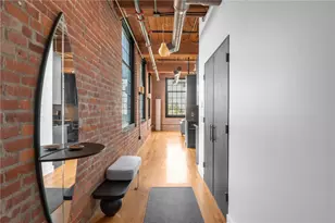 18 Imperial Pl, Providence, RI 02903 - Photo 3