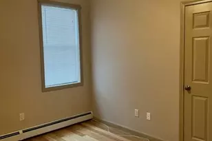 82 Sutton St, Providence, RI 02903 - Photo 5