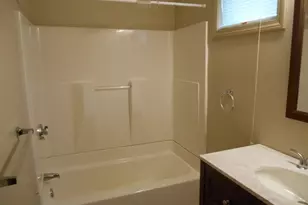 82 Sutton St, Providence, RI 02903 - Photo 21