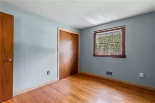 17 Crest Dr, North Kingstown, RI 02852 - Photo 35
