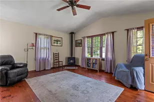 17 Crest Dr, North Kingstown, RI 02852 - Photo 23