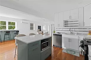18 Pevear Ave, Warwick, RI 02886 - Photo 13