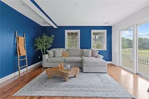 18 Pevear Ave, Warwick, RI 02886 - Photo 17