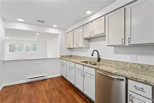 30 Argyle Ave, East Providence, RI 02915 - Photo 13