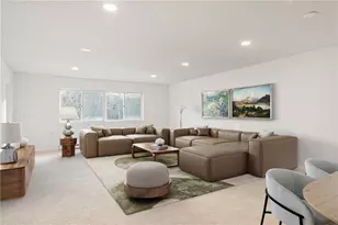 30 Argyle Ave, East Providence, RI 02915 - Photo 9