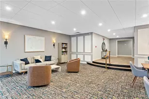 30 Argyle Ave, East Providence, RI 02915 - Photo 5