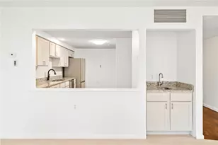 30 Argyle Ave, East Providence, RI 02915 - Photo 11