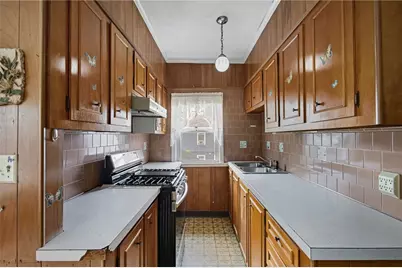 34 Matson Avenue, Providence, RI 02909 - Photo 17