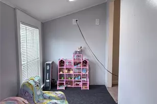 128 Vincent Ave, North Providence, RI 02904 - Photo 9