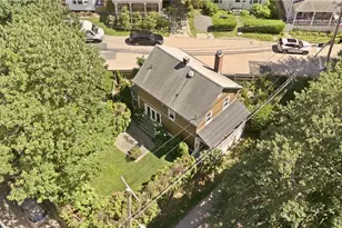 83 Malbone Rd, Newport, RI 02840 - Photo 45