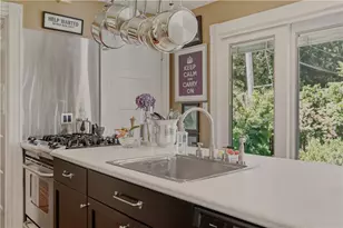 83 Malbone Rd, Newport, RI 02840 - Photo 13