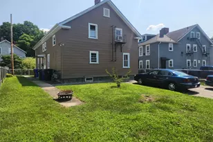 10 Douglas St, West Warwick, RI 02893 - Photo 5