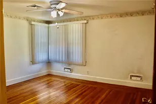 52 Kenyon Rd, Cranston, RI 02910 - Photo 17