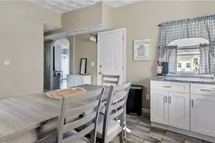 93 French St, Pawtucket, RI 02860 - Photo 9