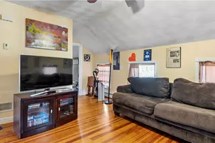 93 French St, Pawtucket, RI 02860 - Photo 23