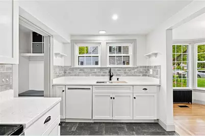 140 Myrtle Avenue, Warwick, RI 02886 - Photo 15