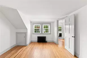 140 Myrtle Ave, Warwick, RI 02886 - Photo 33