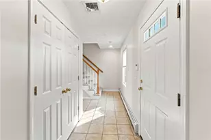 25 Plaza St, Cranston, RI 02920 - Photo 21