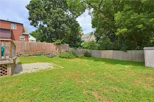 11 Lynde St, Providence, RI 02908 - Photo 3