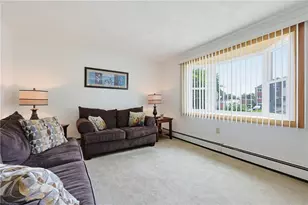 11 Lynde St, Providence, RI 02908 - Photo 23