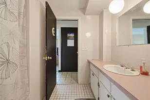 11 Lynde St, Providence, RI 02908 - Photo 13