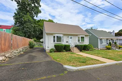 11 Lynde Street, Providence, RI 02908 - Photo 1