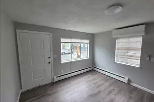15 Barrows St, Providence, RI 02909 - Photo 3