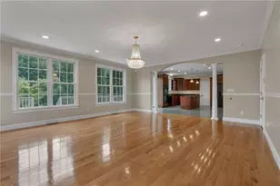18 Steeple Ln, Lincoln, RI 02865 - Photo 17