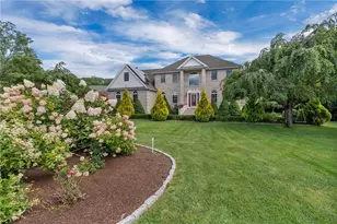 18 Steeple Ln, Lincoln, RI 02865 - Photo 3