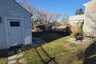 299 Prospect Ave, Middletown, RI 02842 - Photo 23