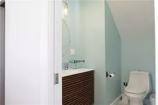299 Prospect Ave, Middletown, RI 02842 - Photo 9