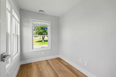 51 Pine Street, Portsmouth, RI 02871 - Photo 13