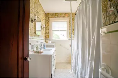 72 Boutwell Street, Pawtucket, RI 02860 - Photo 19