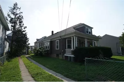 72 Boutwell Street, Pawtucket, RI 02860 - Photo 5