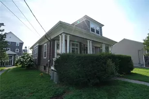 72 Boutwell St, Pawtucket, RI 02860 - Photo 3
