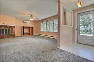 17 Lynn Ln, Hopkinton, RI 02804 - Photo 3